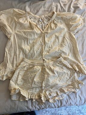 PIYAMA yellow and white gingham pajamas